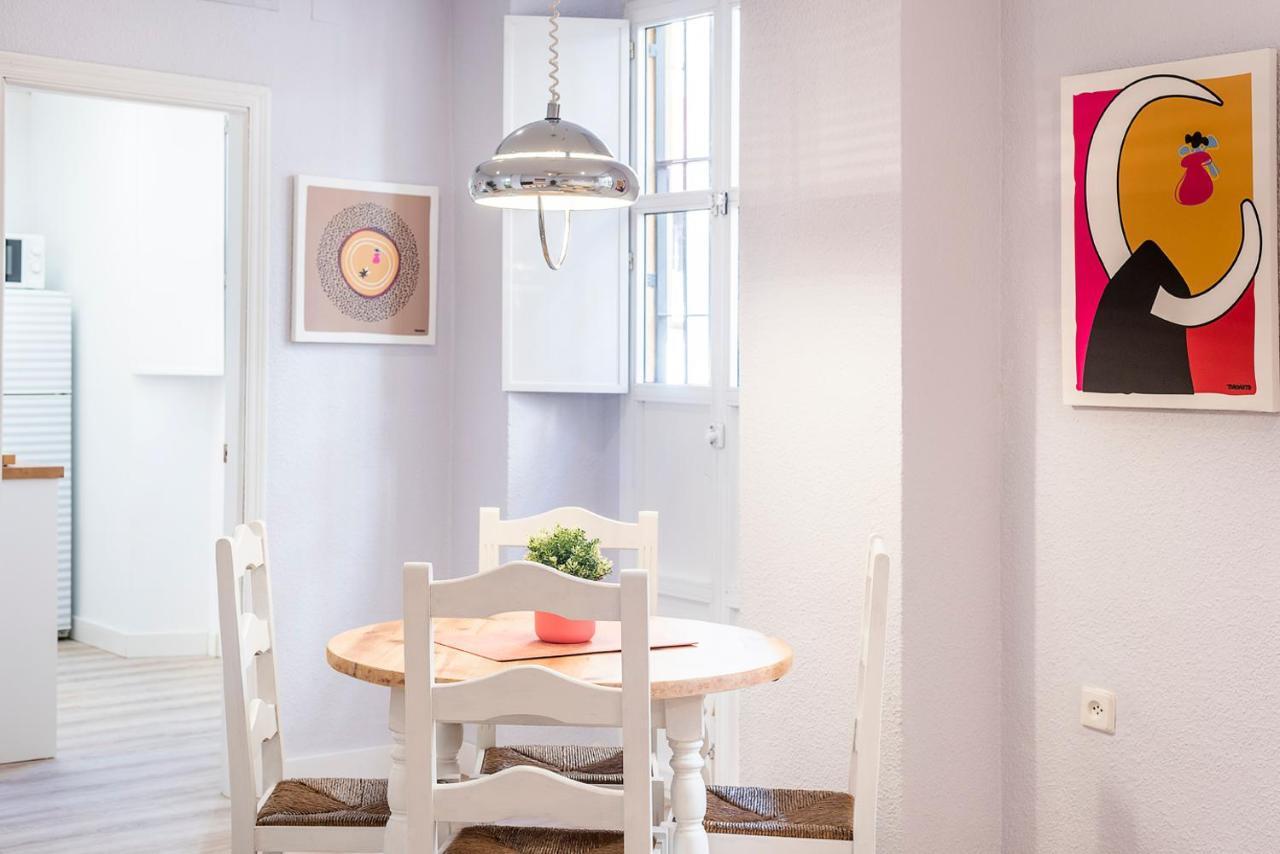 Apartamentos Alfaqueque A เซบีญา ภายนอก รูปภาพ