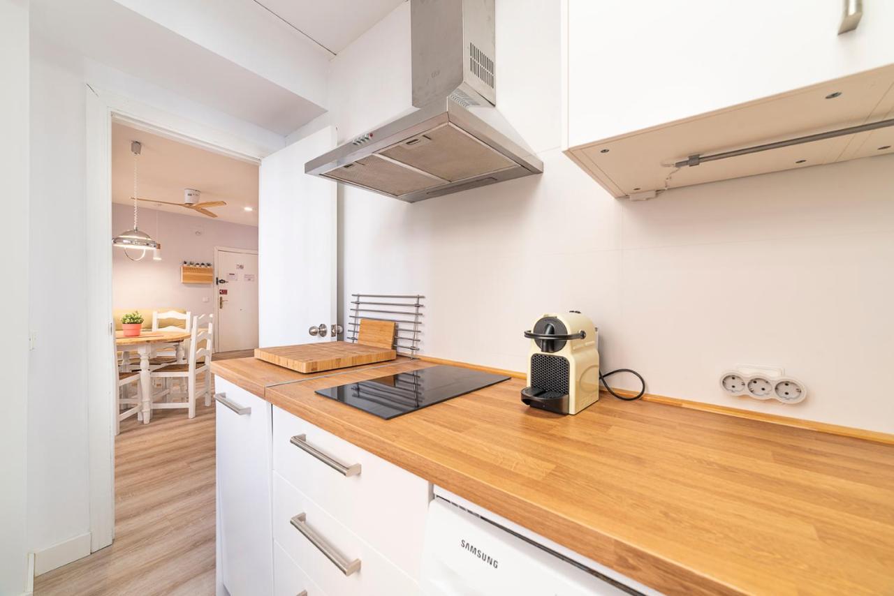 Apartamentos Alfaqueque A เซบีญา ภายนอก รูปภาพ