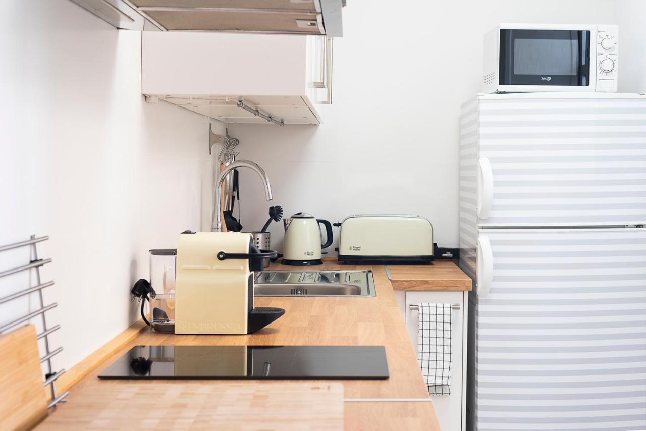 Apartamentos Alfaqueque A เซบีญา ภายนอก รูปภาพ