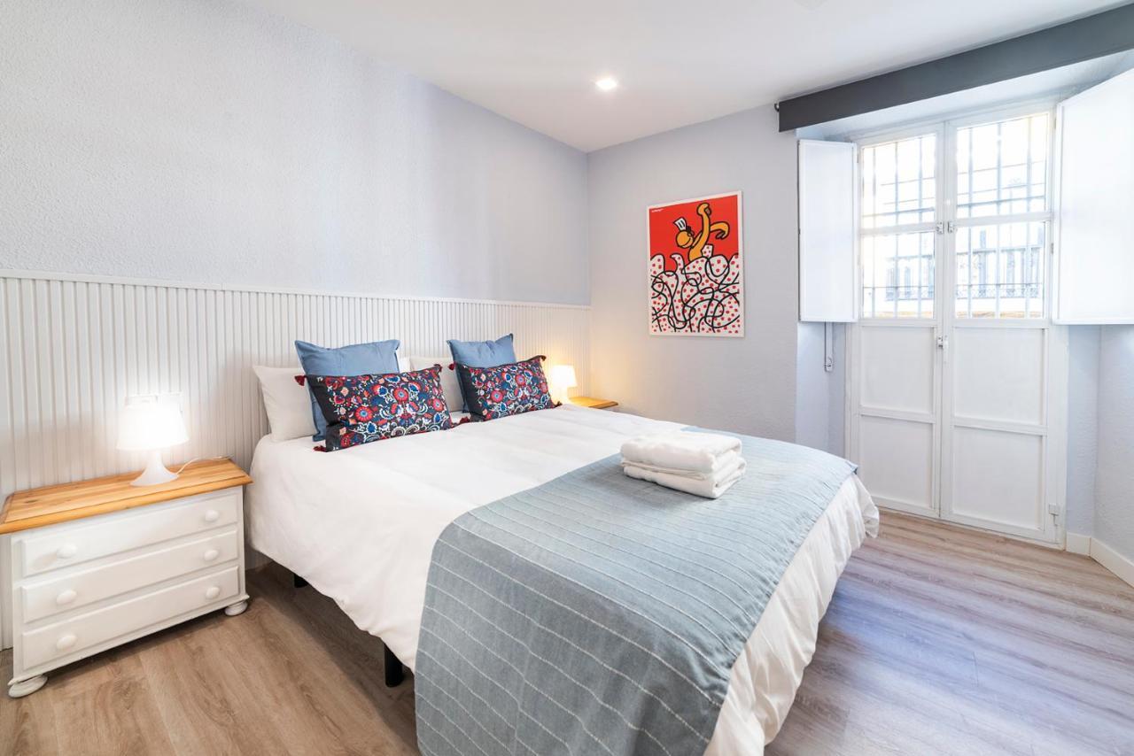 Apartamentos Alfaqueque A เซบีญา ภายนอก รูปภาพ
